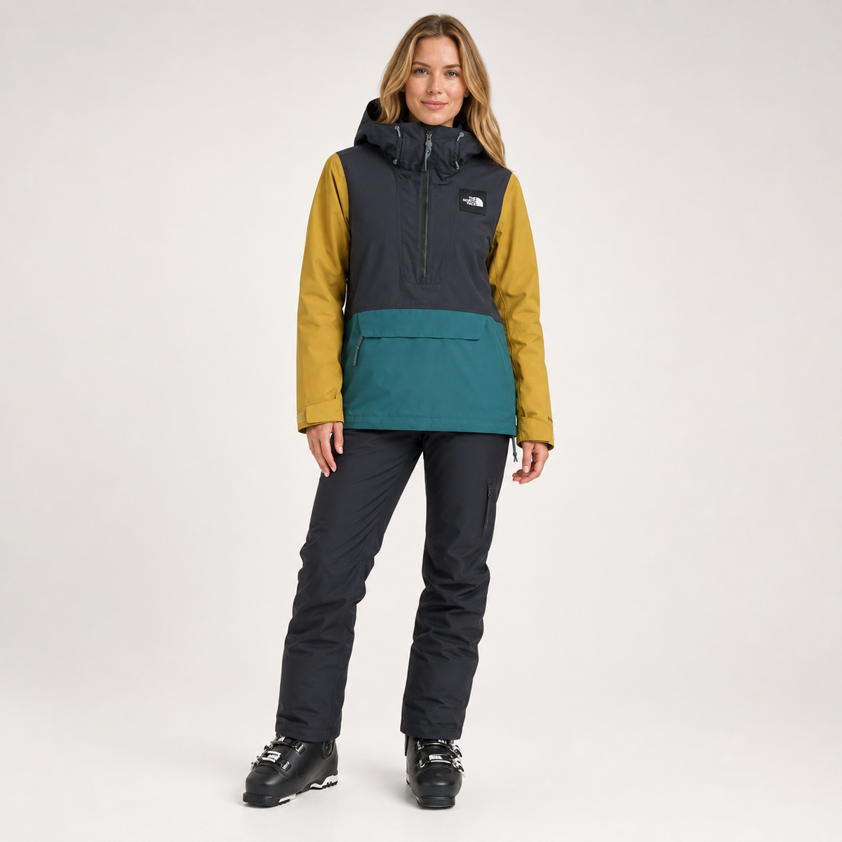 Geacă The North Face DryVent Anorak colorblock