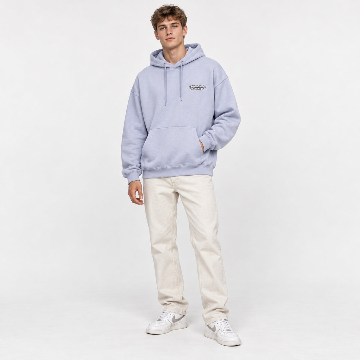 Hanorac Jack & Jones Originals Astoria lila, ținută întreagă pe model
