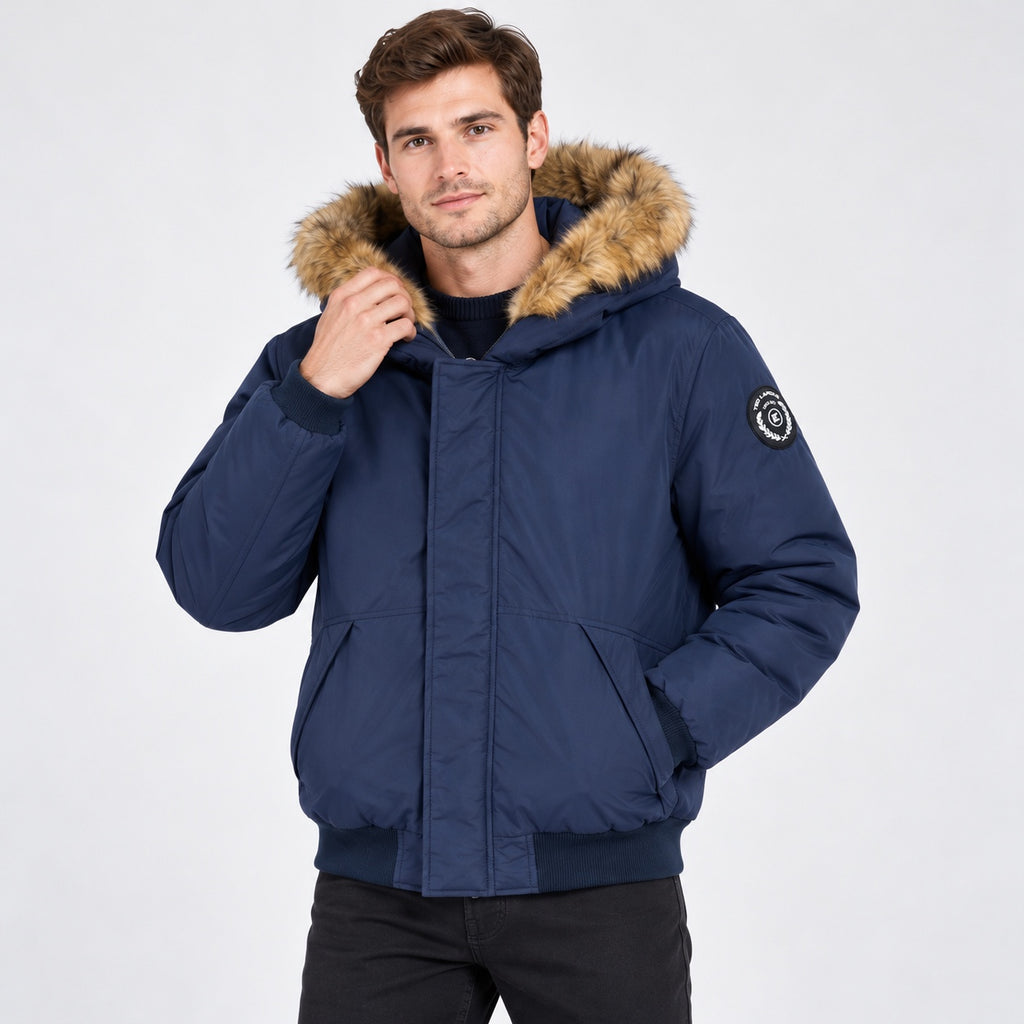 Geacă Ted Lapidus bleumarin bomber cu glugă și bordură din blană artificială, vedere față pe model