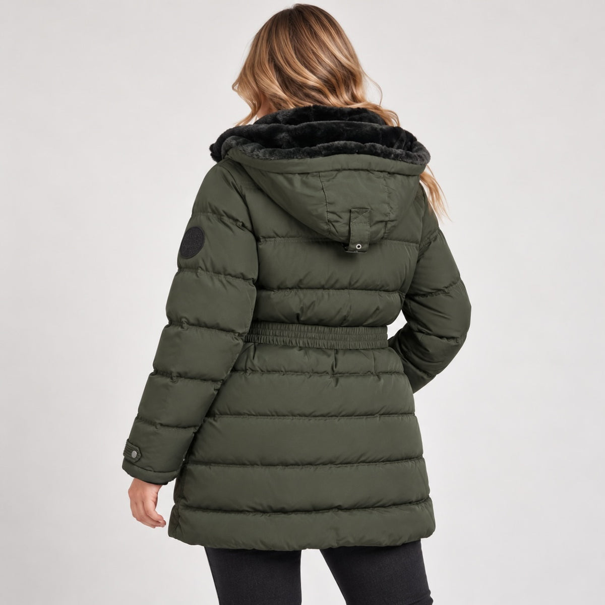 Geacă Pepe Jeans Moli matlasată verde măsliniu, vedere spate pe model