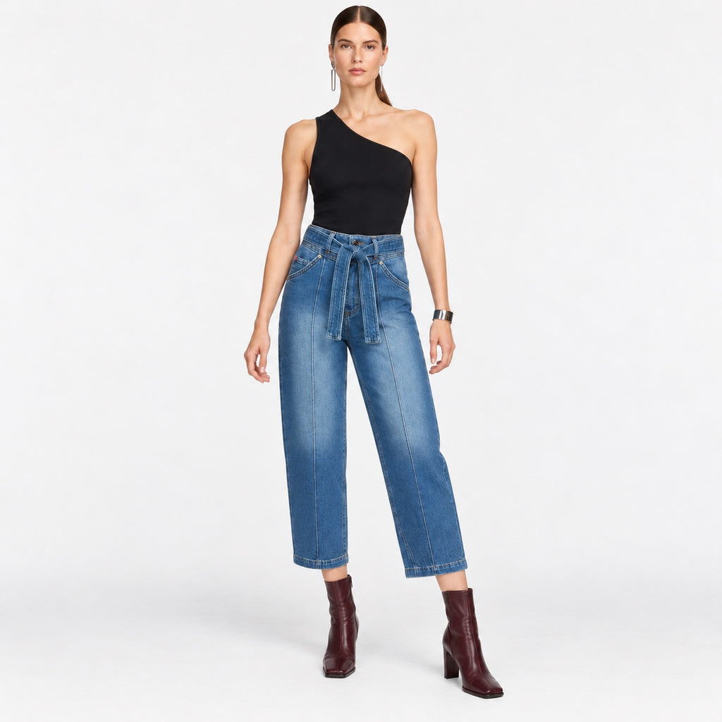 Blugi MAX&Co. albaștri cu cordon din denim, vedere față pe model