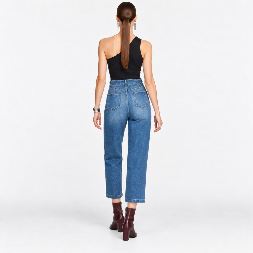 Blugi MAX&Co. cu lungime cropped și buzunare aplicate la spate, vedere pe model