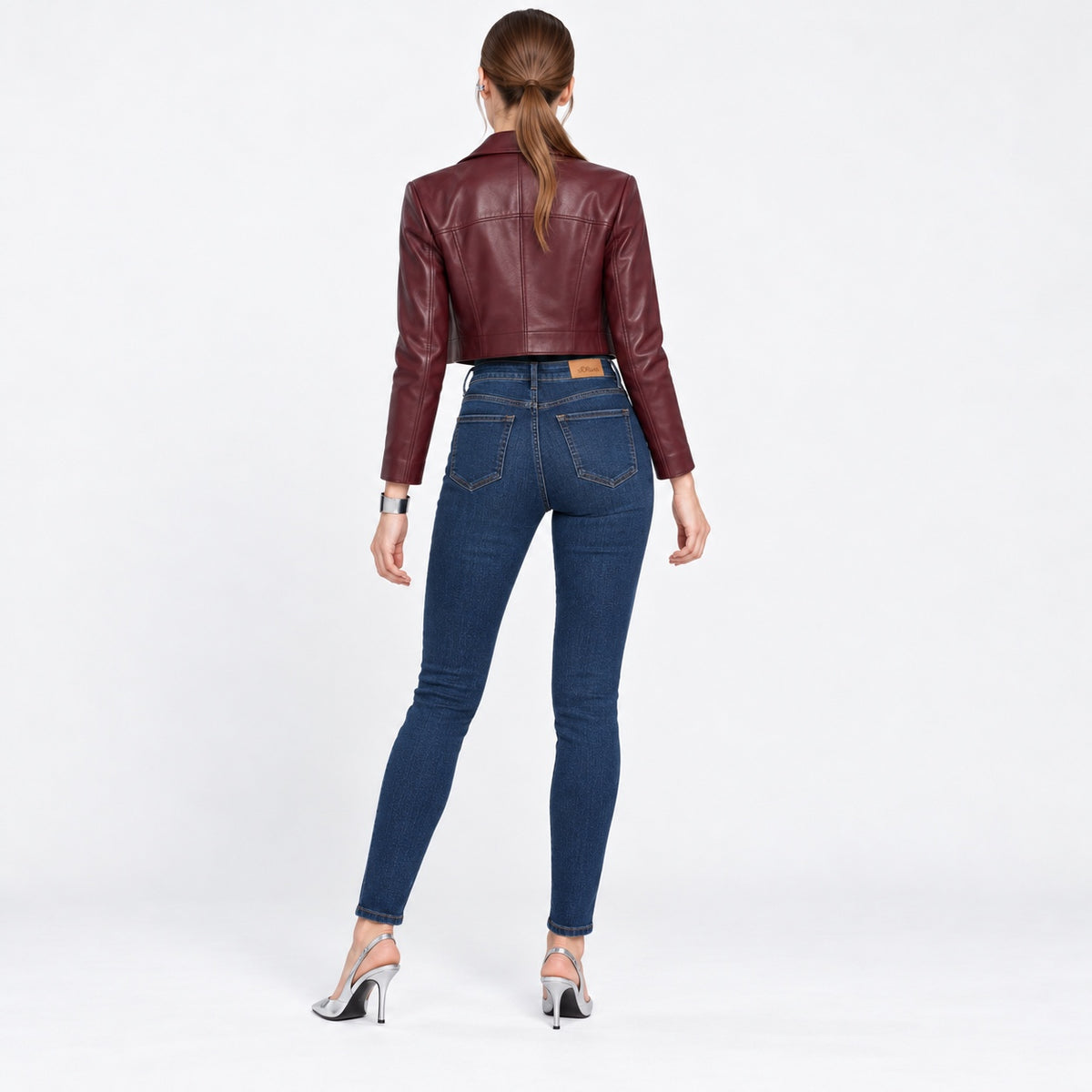Blugi s.Oliver Izabell High Rise Skinny cu patch la talie, vedere spate pe model
