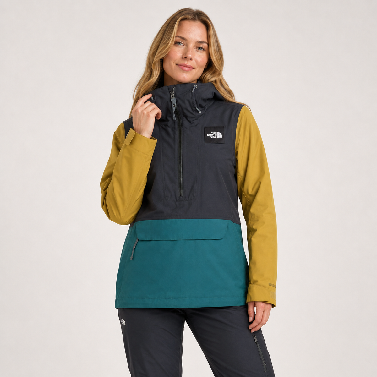 Geacă The North Face DryVent Anorak colorblock