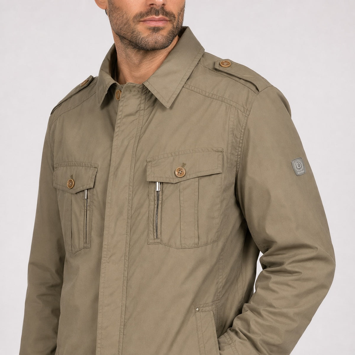 Jachetă Bugatti tip field jacket cu buzunare utilitare