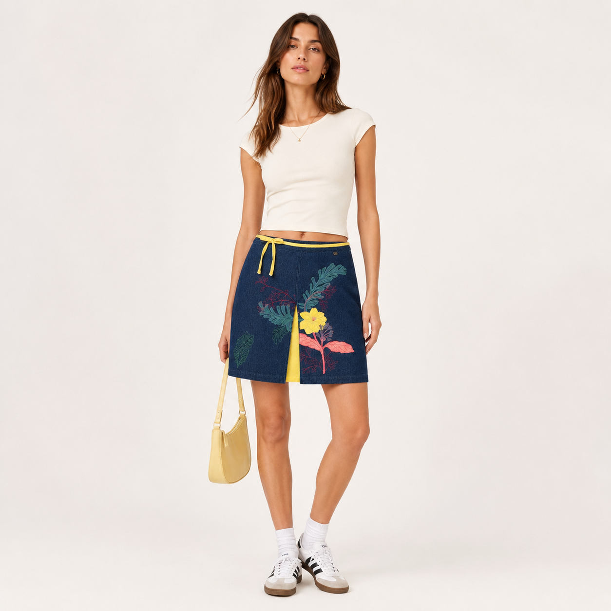 Fustă Ted Baker din denim cu broderie florală