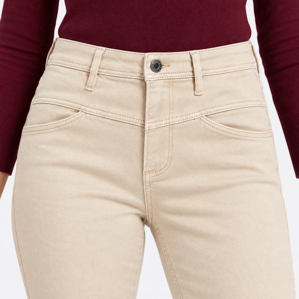 Blugi s.Oliver Betsy crem Slim Fit Mid Rise