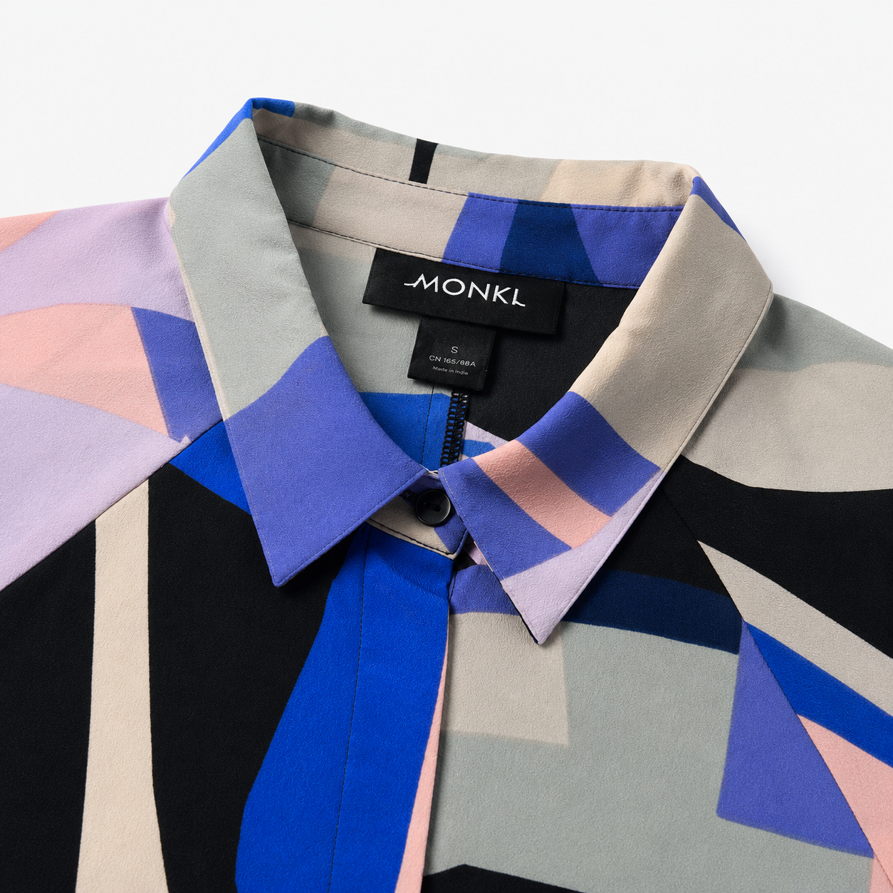 Rochie tip cămașă Monki oversized cu imprimeu abstract