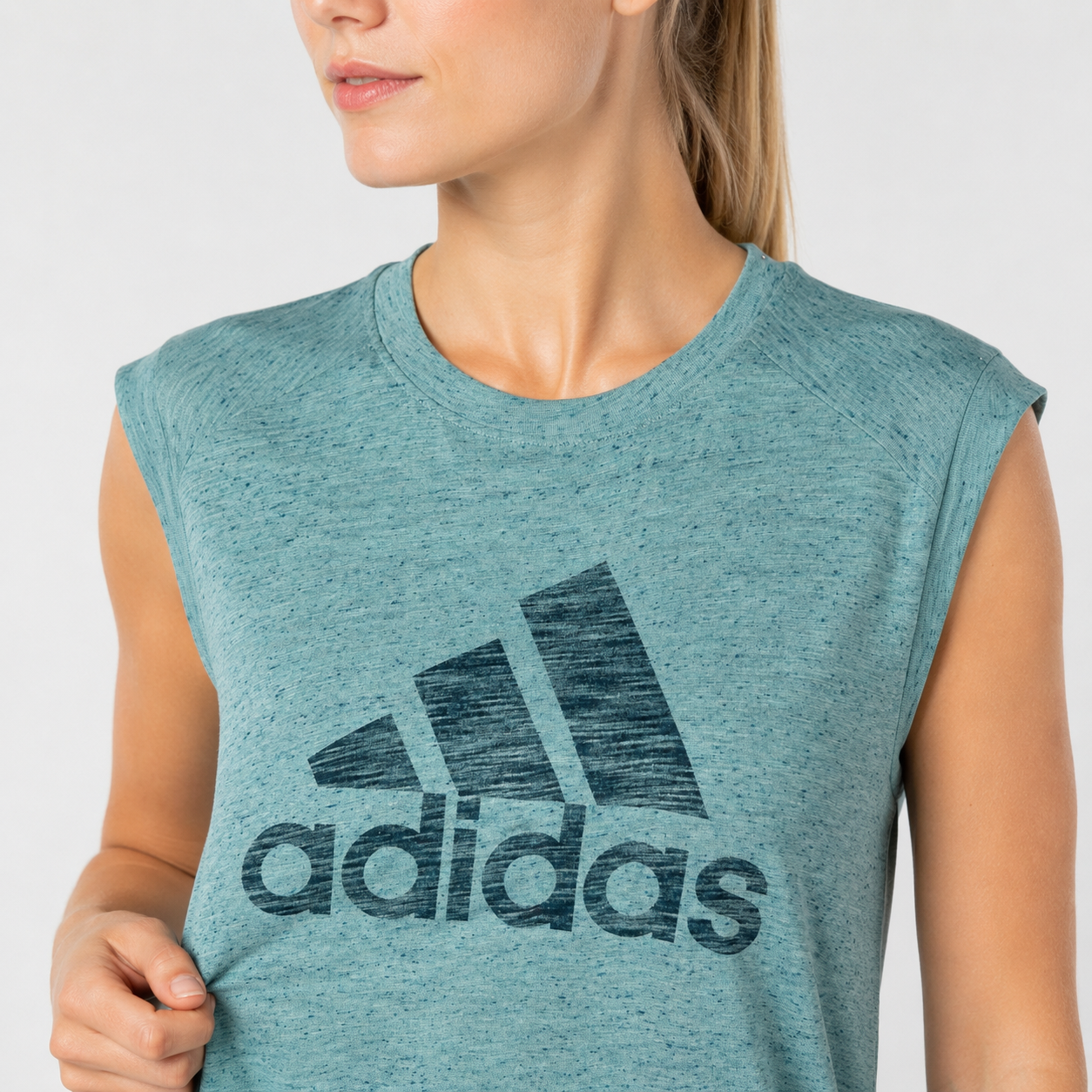 Top sport Adidas albastru cu logo