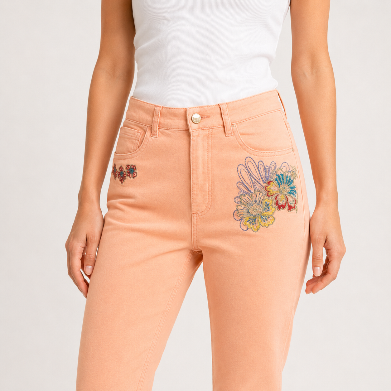 Blugi Desigual coral cu broderie florală