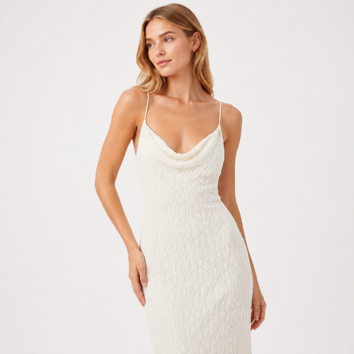Rochie lungă Bershka albă din dantelă cu decolteu drapat