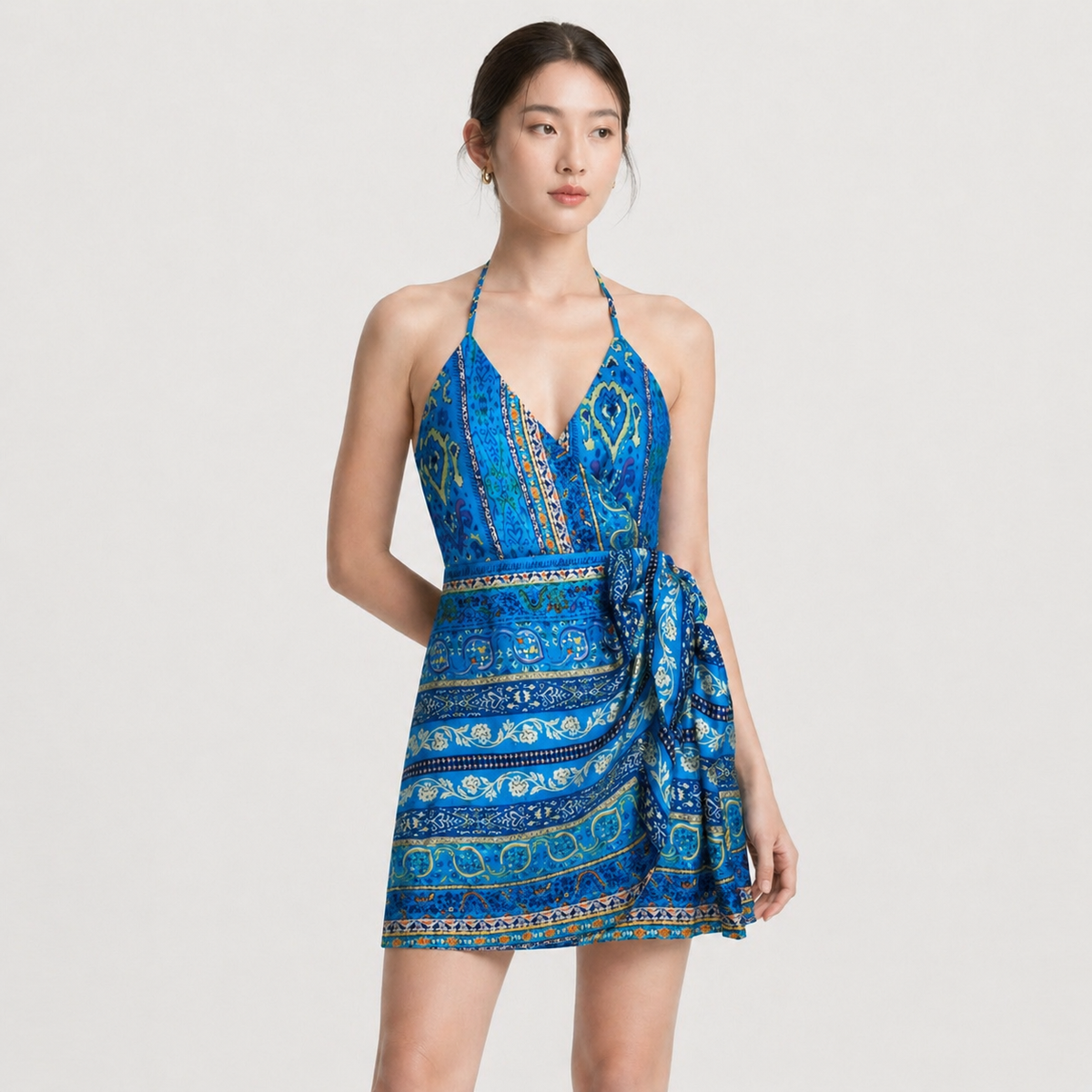 Rochie Zara albastră cu print ornamental și decolteu halter
