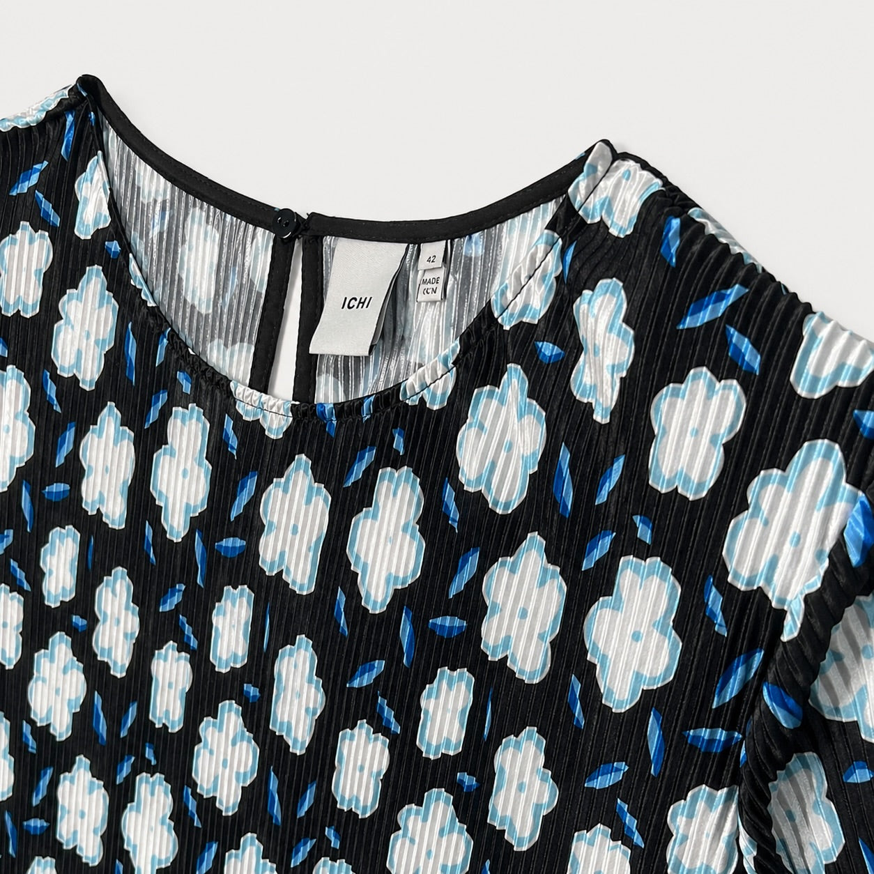 Rochie ICHI plisată cu print floral