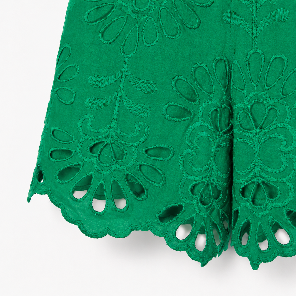 Pantaloni scurți Zara verzi cu broderie perforată