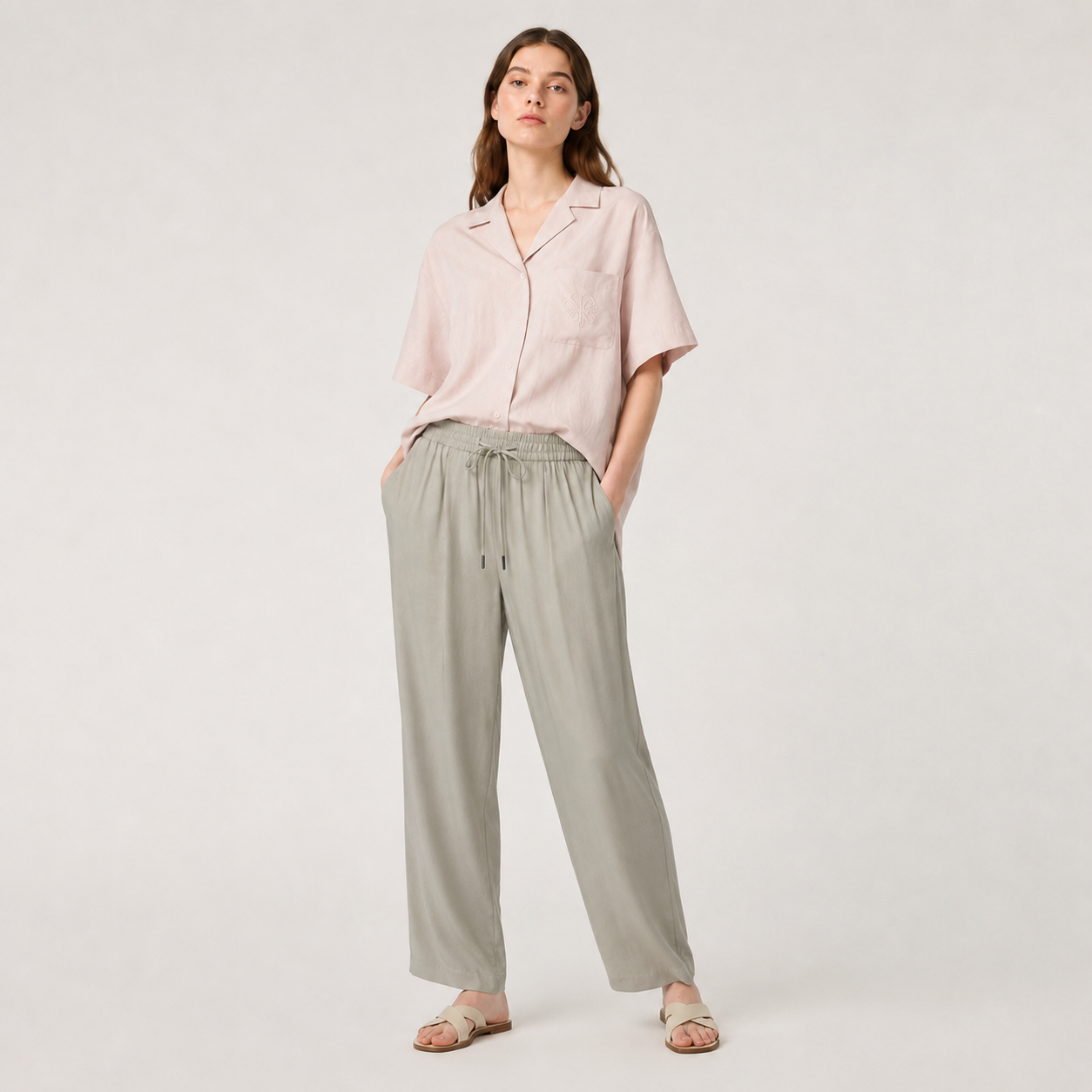 Pantaloni Mango kaki deschis cu talie elastică
