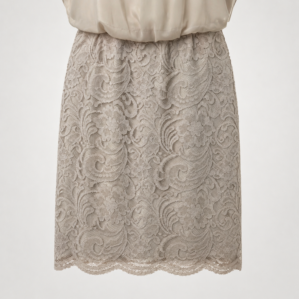 Set rochie din dantelă și cardigan Comma bej