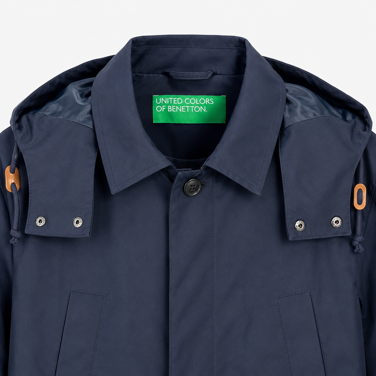Jachetă United Colors of Benetton cu glugă detașabilă și croială scurtă