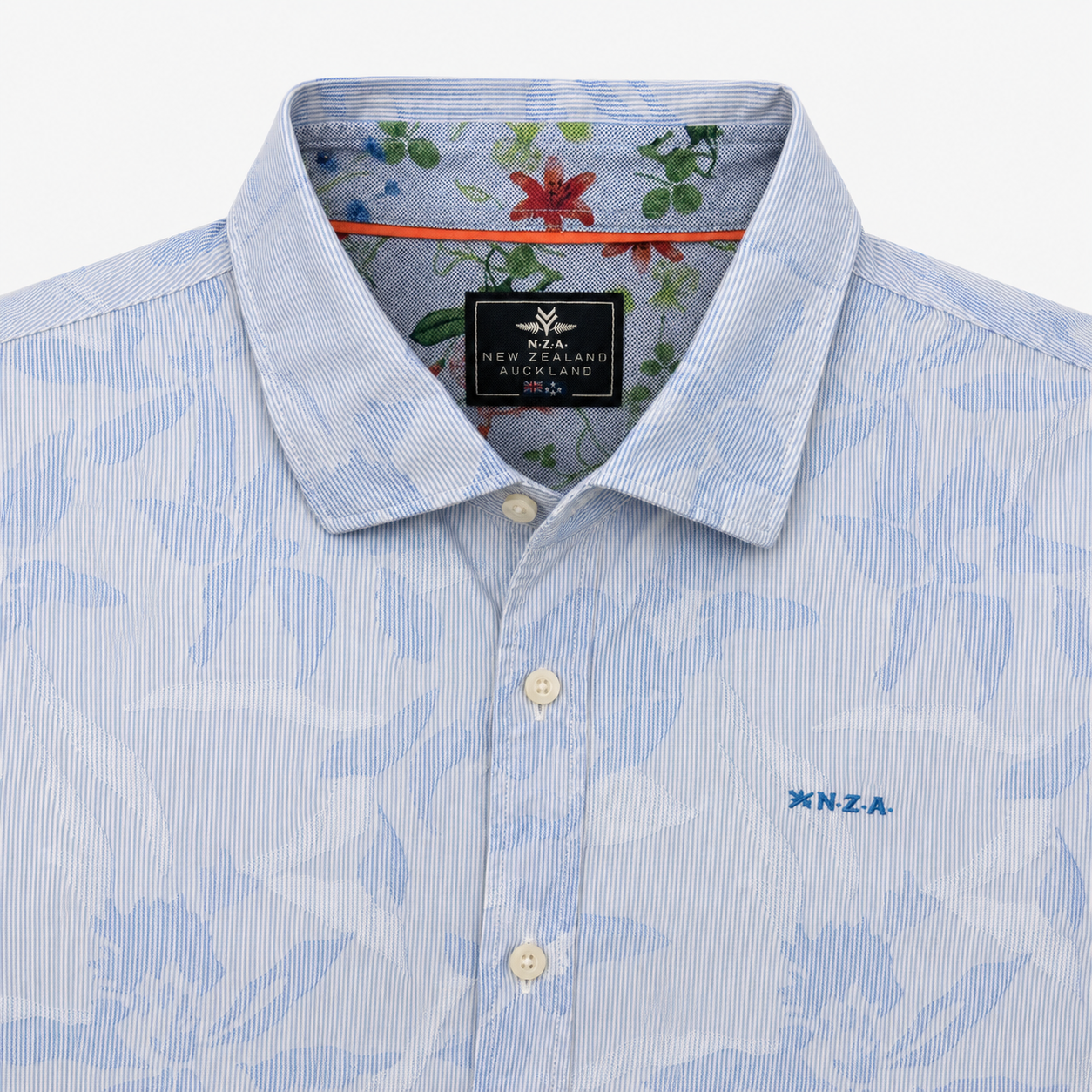 Cămașă N.Z.A. albastru deschis cu model floral discret