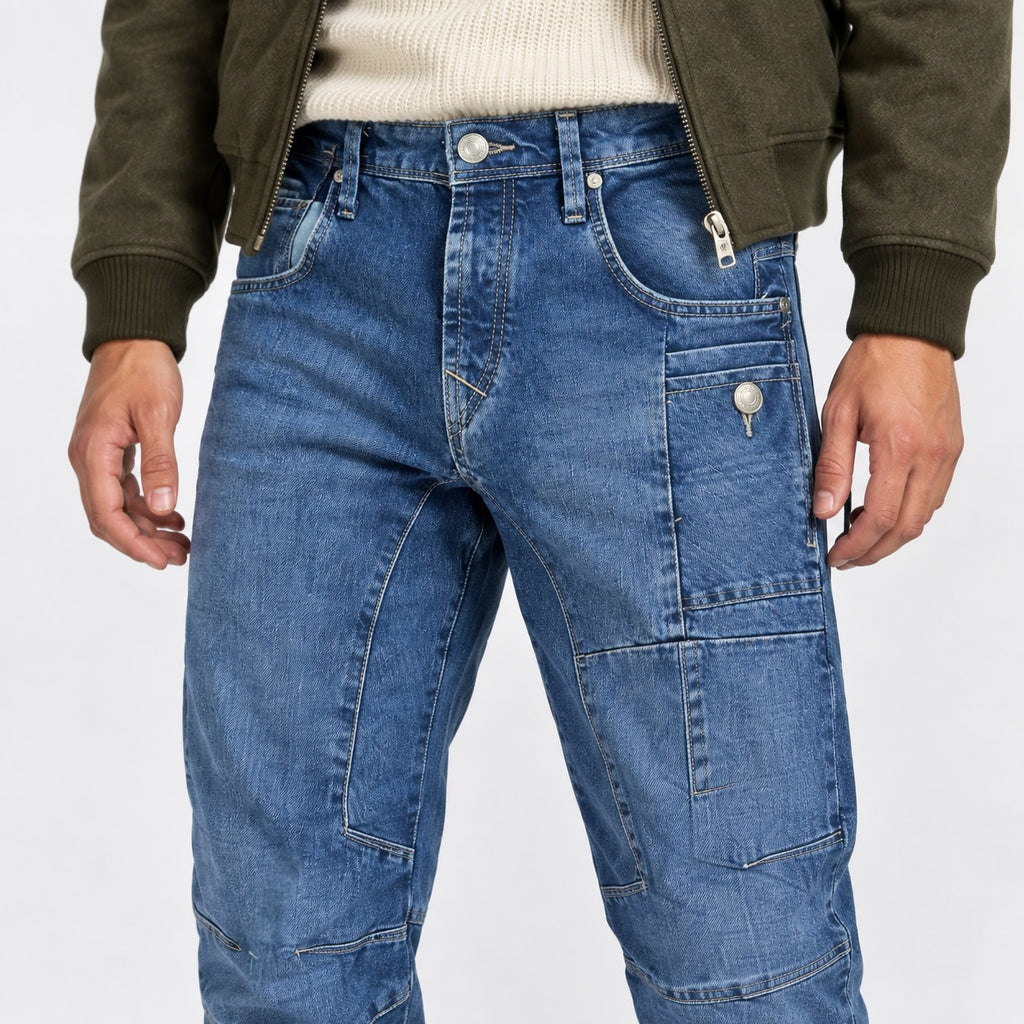 Blugi Jack & Jones Tapered Mike albaștri, detaliu buzunare utilitare