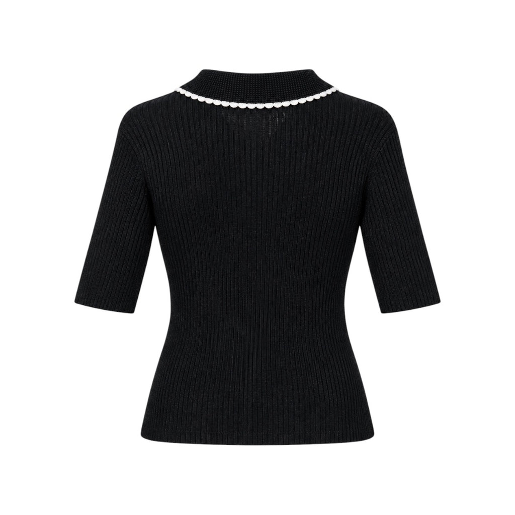 Bluză polo Soaked in Luxury neagră cu borduri albe, vedere din spate produs