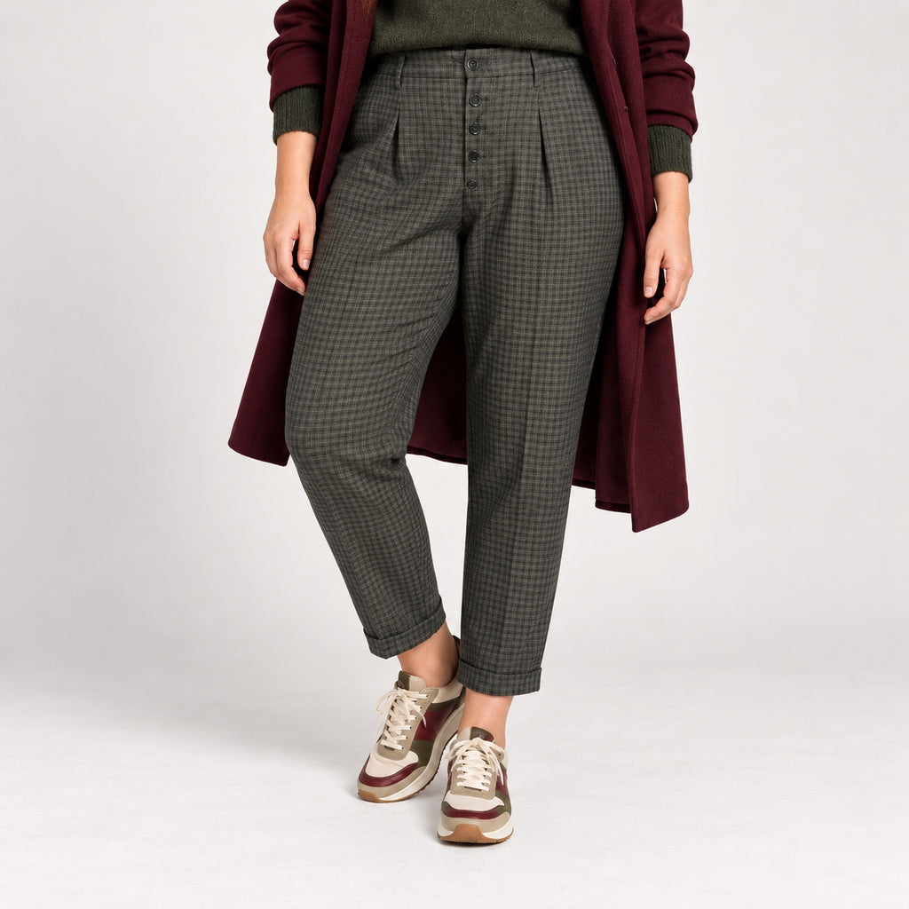 Pantaloni Mango în carouri, vedere frontală