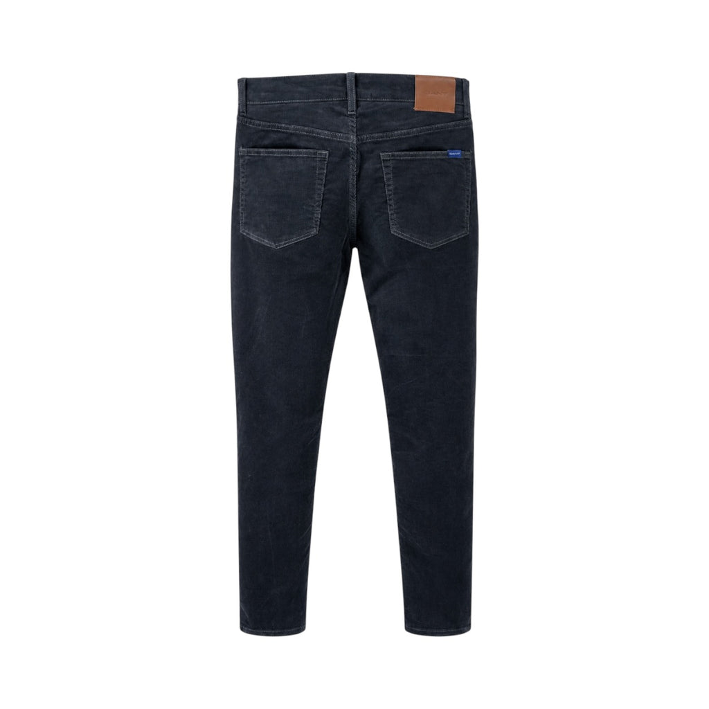 Pantaloni GANT Hayes Slim din catifea reiată bleumarin, vedere din spate produs