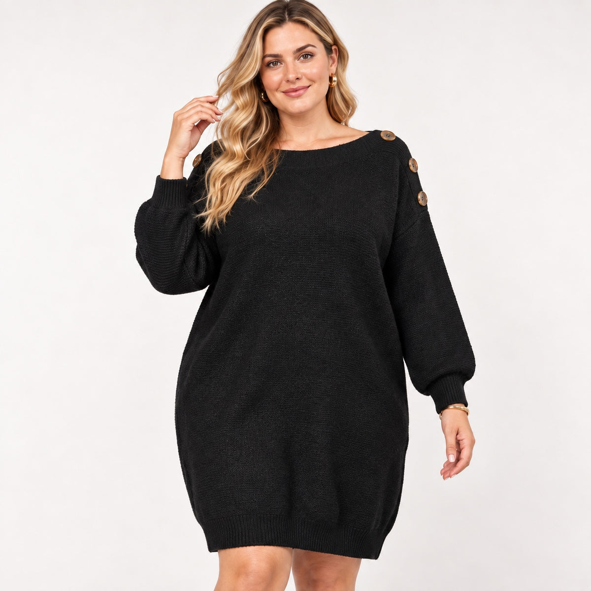 Rochie tricotată Rivers neagră, vedere apropiată pe model
